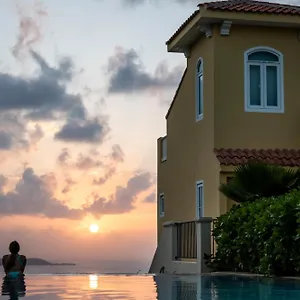las-casitas-village-at-el-conquistador.top-hotels-puertorico.com/