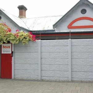 Haus Hostel